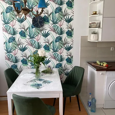 Apartment Oasis In The Park